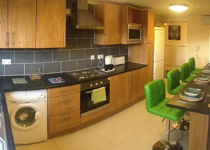 Alton Apartments